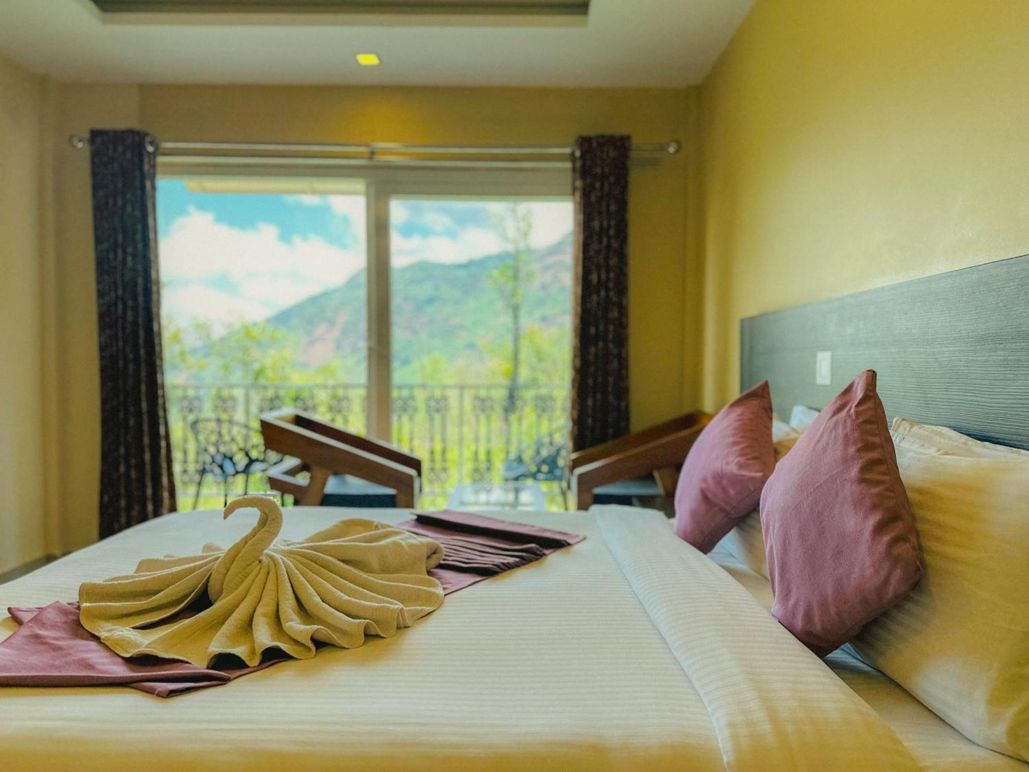 Hotel The Heights Munnar Extérieur photo